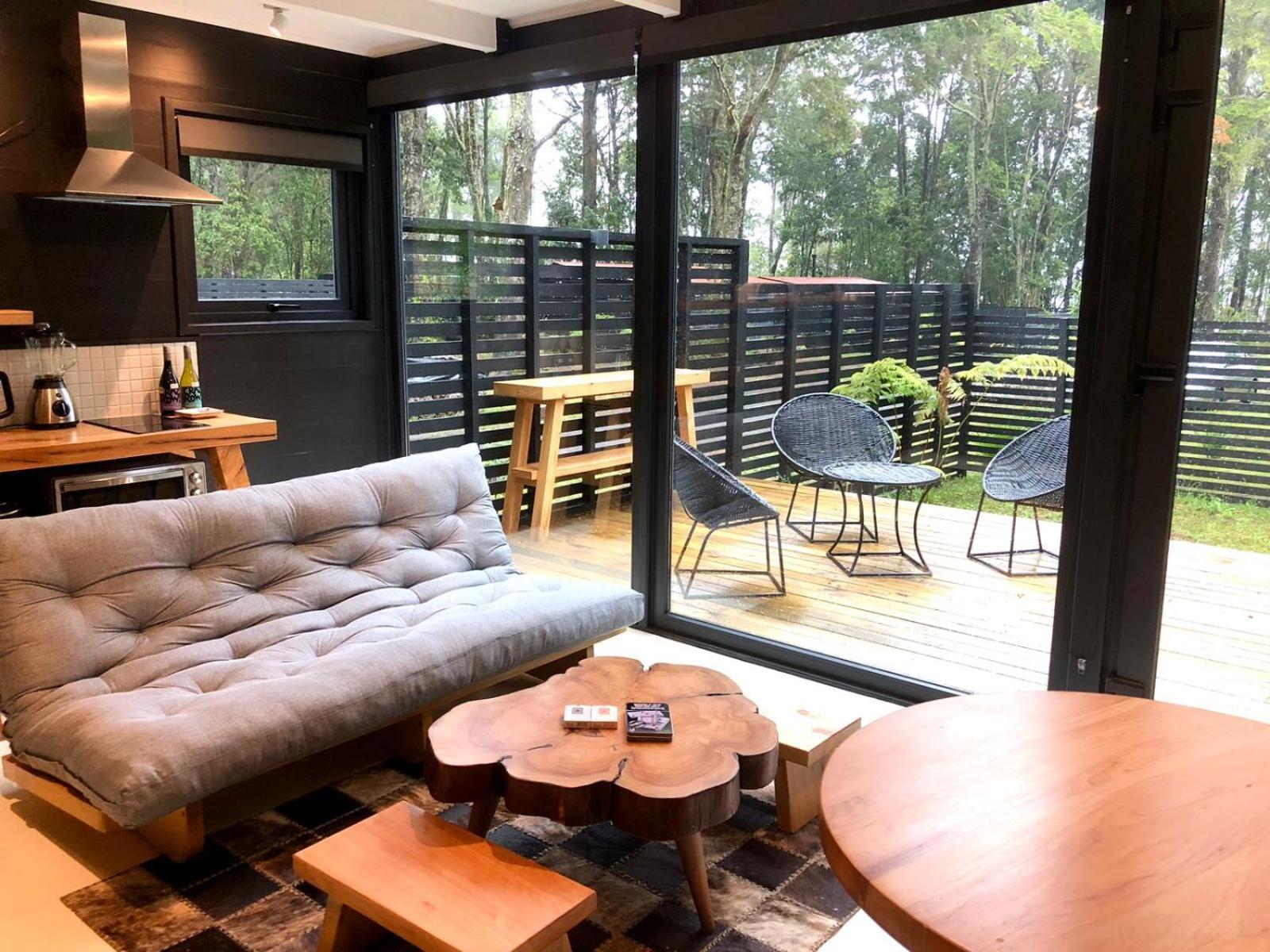 Calma Lodge